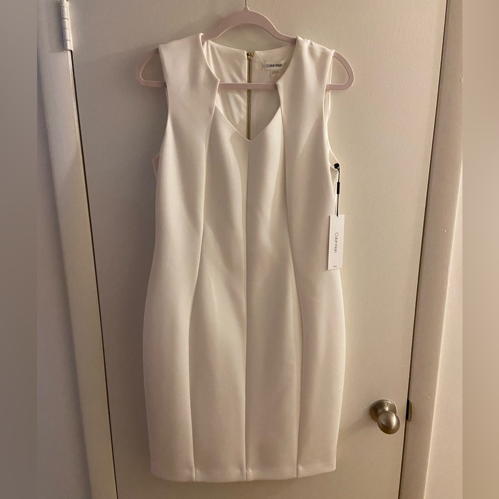 Calvin Klein Gold Sheath Mini Dress V-neck Sleeveless